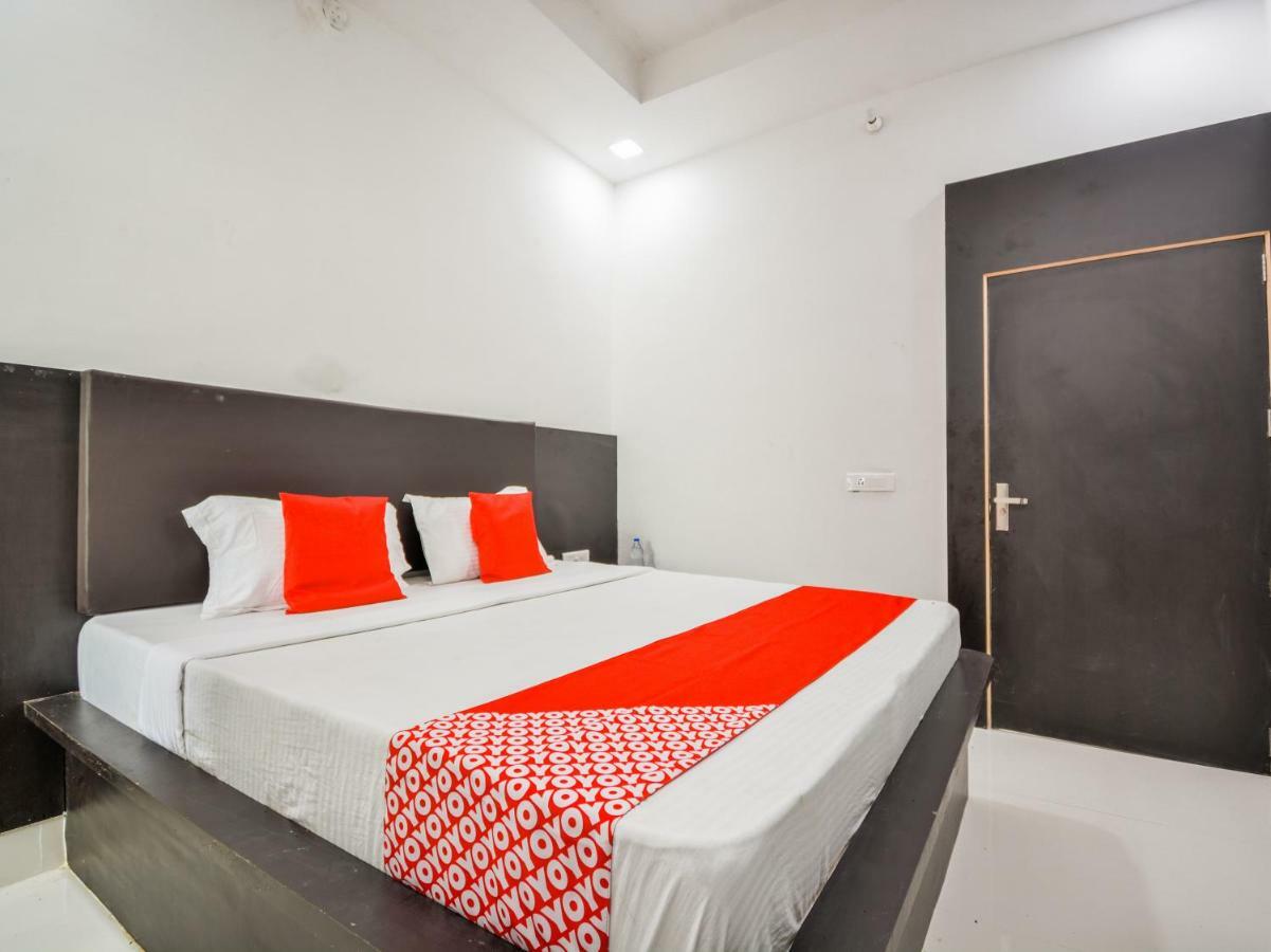 Oyo 43505 Hotel The White House Hisār Εξωτερικό φωτογραφία