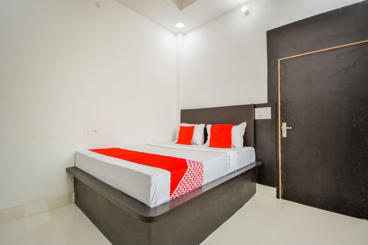 Oyo 43505 Hotel The White House Hisār Εξωτερικό φωτογραφία