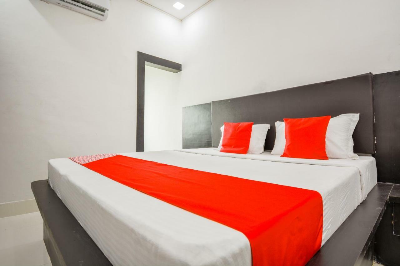 Oyo 43505 Hotel The White House Hisār Εξωτερικό φωτογραφία