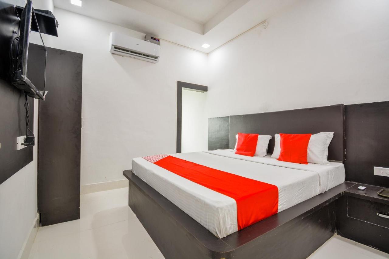 Oyo 43505 Hotel The White House Hisār Εξωτερικό φωτογραφία
